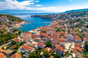 Maintenance & property rental service ‘‘HVAR HOLIDAY’’