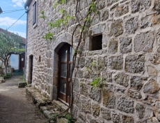 House 2
